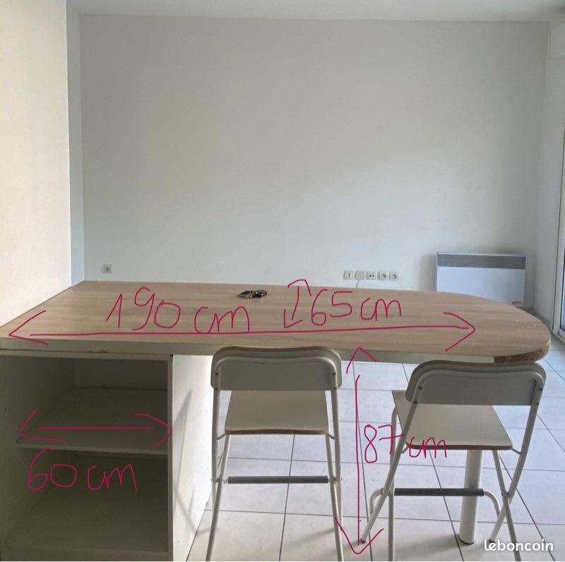 Îlot central / Mange-debout de cuisine + 2 tabourets (image 2)