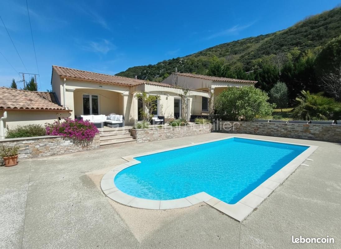 Maison 4 pièces 107 m² · à Riols · 107 m² · 265 000 €