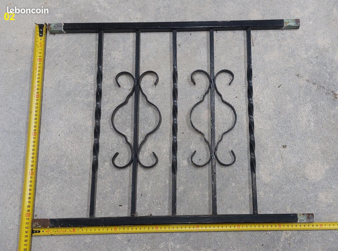 3 Grilles de fenêtre en fer pose en Tableau par scellement (h53, L66) (image 7)