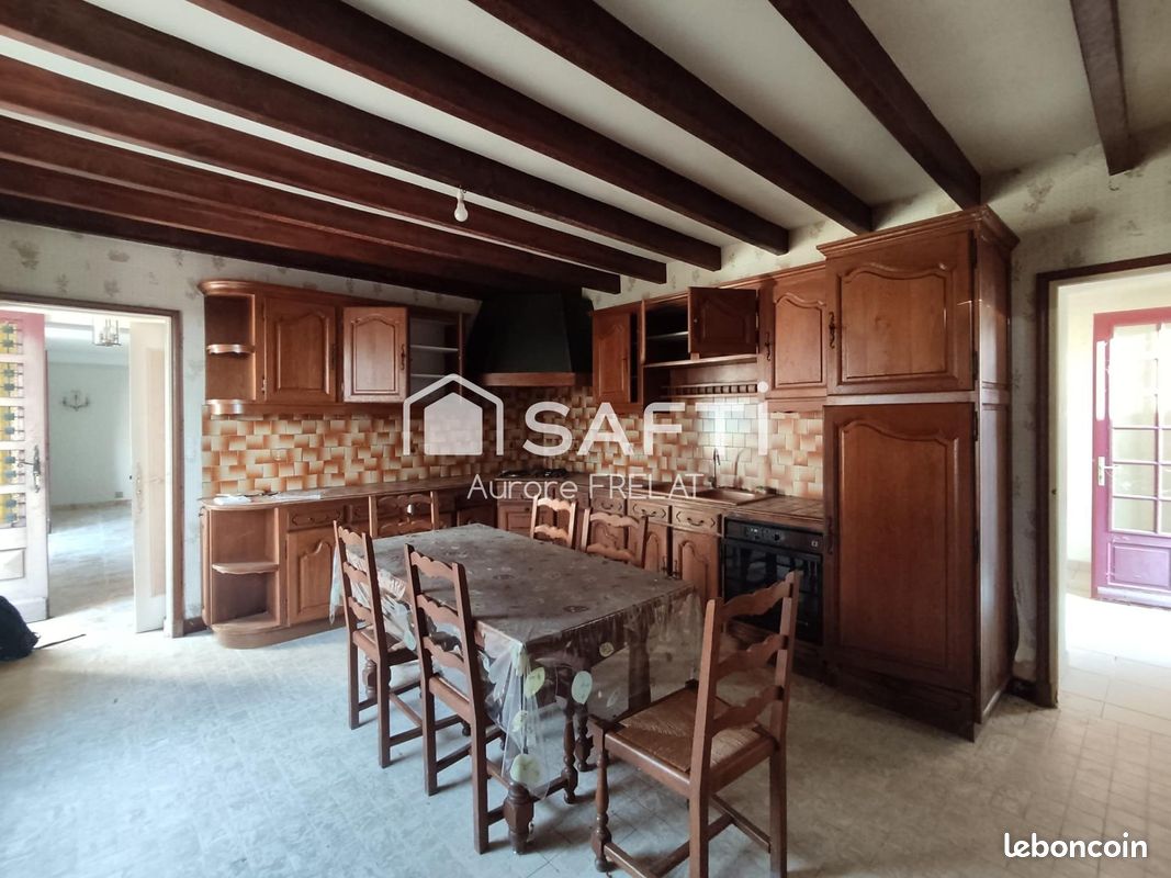 Maison 5 pièces 150 m² · à Trogues · 150 m² · 105 000 €