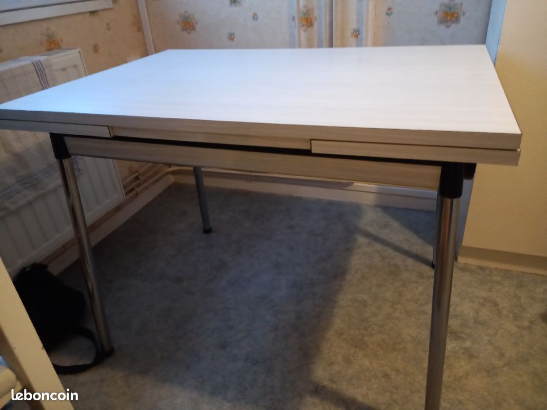 Table en formica (image 6)