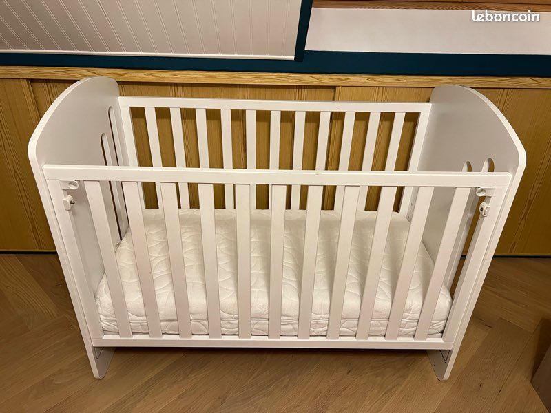 Lit bébé évolutif matelas alèse drap housse Mobilier enfant - Main Image