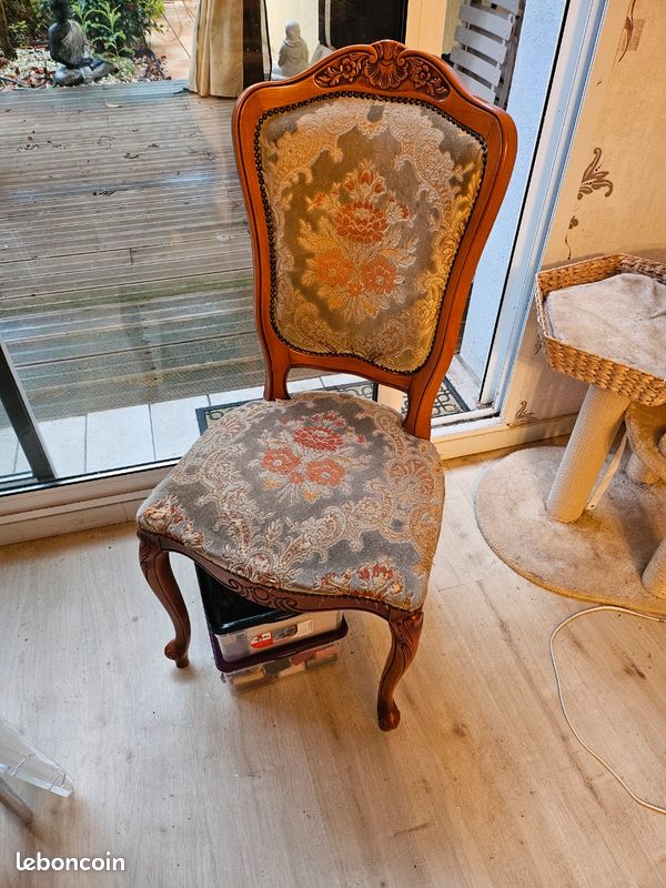 Ensemble table et chaises (image 3)