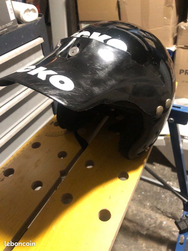 Casque Ecko bmx (image 1)