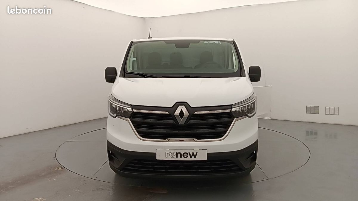 Renault trafic fgn l1h1 3000 kg blue dci 130 (image 4)