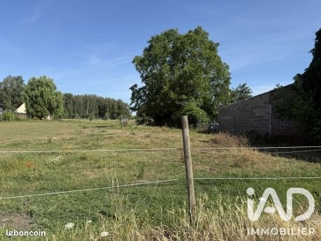 Terrain 1513 m² · à Anhiers · 1 513 m² · 71 000 €
