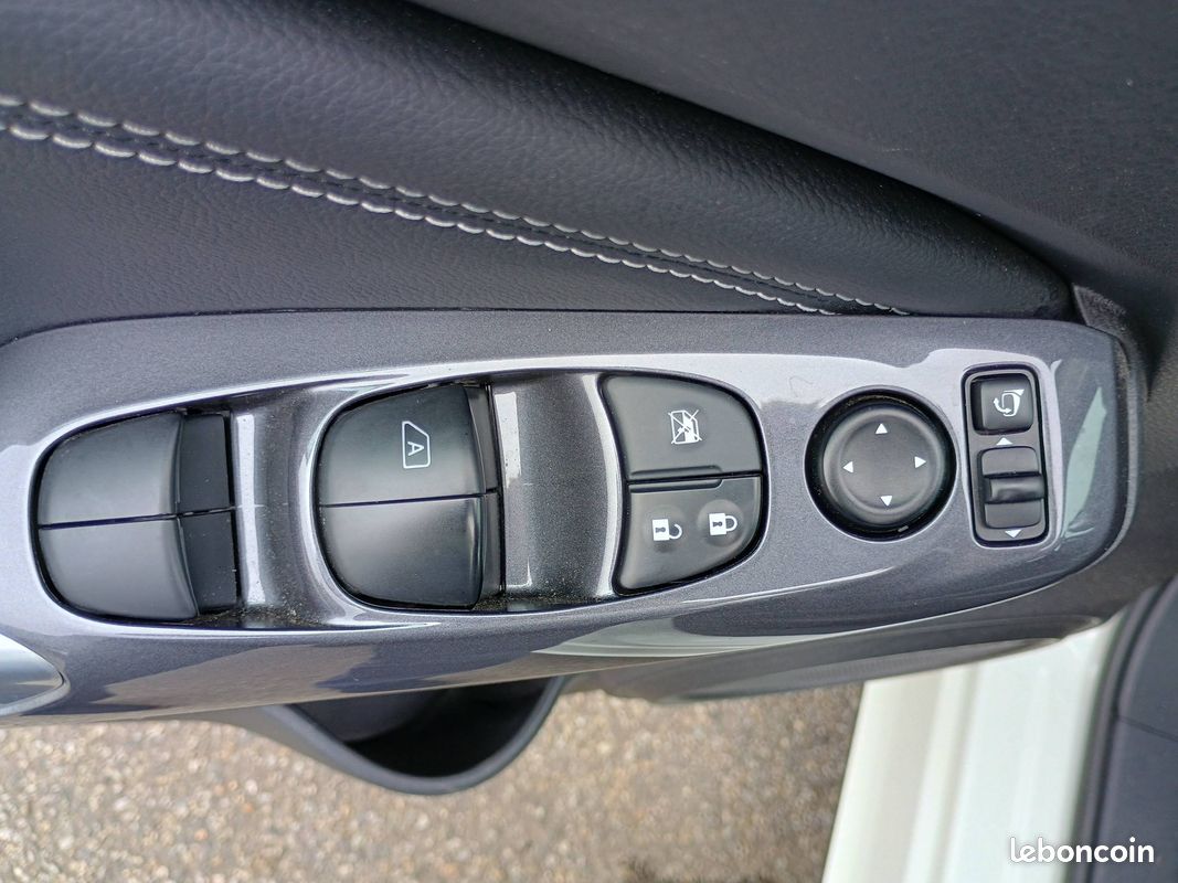NISSAN Juke HYBRID 143 N-Connecta (image 26)