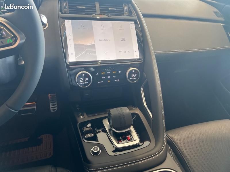 Jaguar E-Pace P270e PHEV 269ch R-Dynamic SE (image 10)
