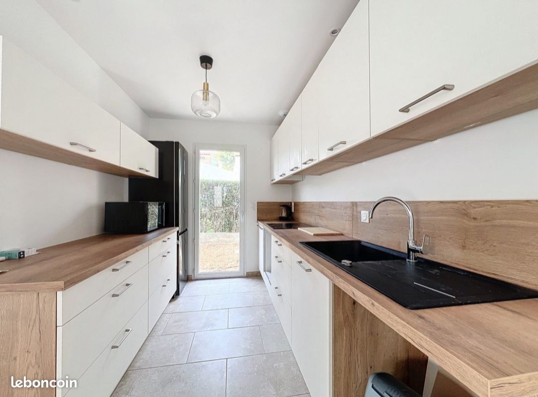 Maison 4 pièces 84 m² · à La Seyne-sur-Mer · 84 m² · 1 426 €/mois