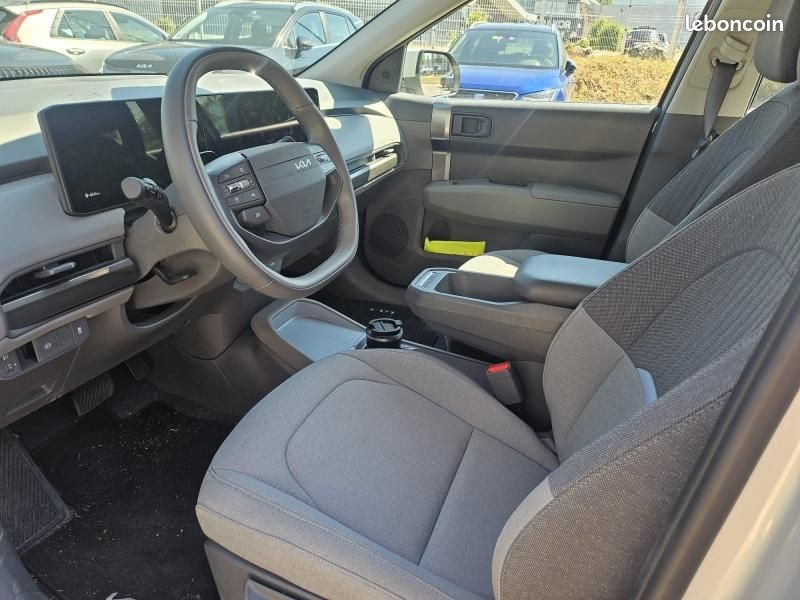 Kia EV3 204ch 58,3kWh 2025 (image 13)