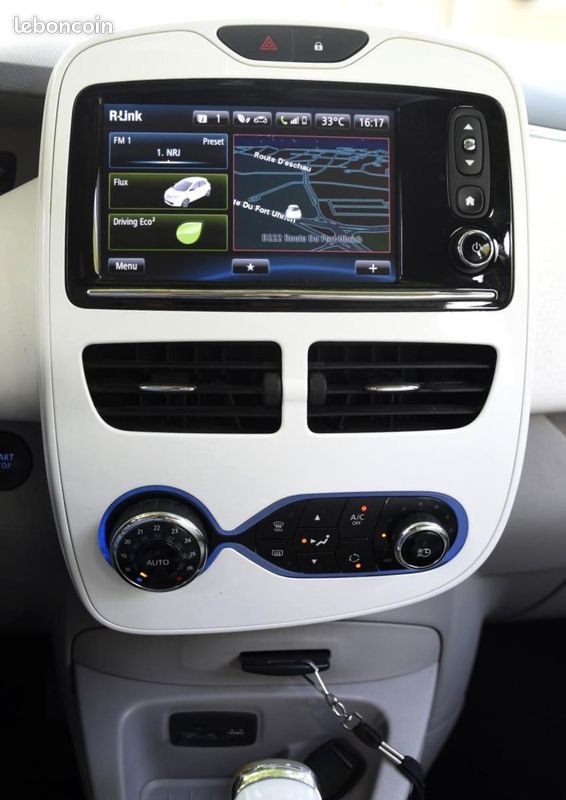 RENAULT ZOE R90 - 92ch - Finition Zen - Batterie en Location SOH 94% - Garantie 12 Mois (image 16)