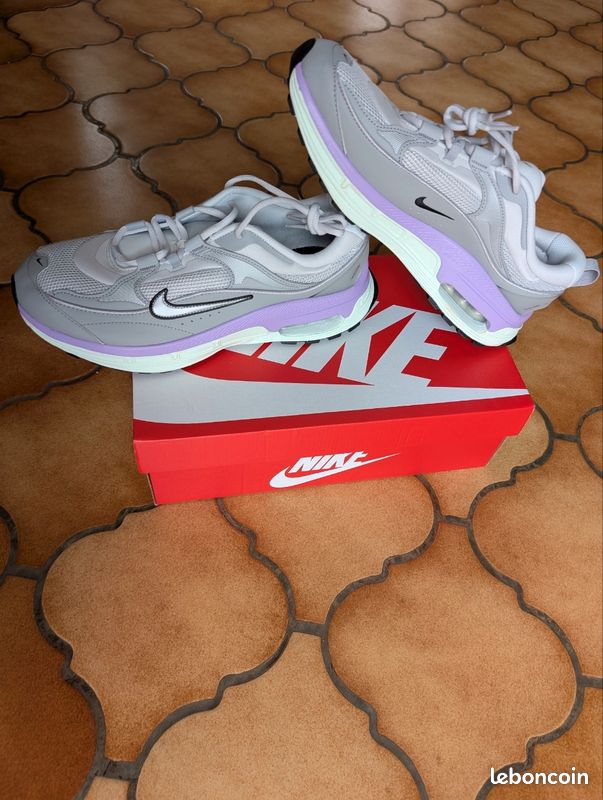 Nike air max bliss authentique neuve (image 1)
