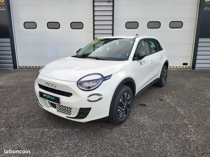 Fiat 600 1.2 Hybrid 136ch Pack Confort DCT6 (image 1)