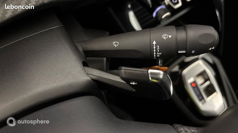 Peugeot 208 1.2 Hybrid 100ch Active e-DCS6 (image 24)