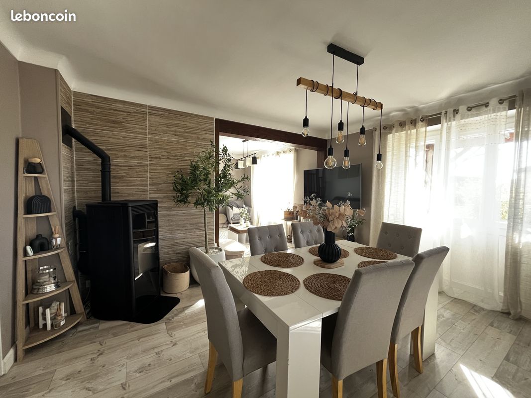 Maison 6 pièces 140 m² · à Villefranche-de-Rouergue · 140 m² · 217 000 €