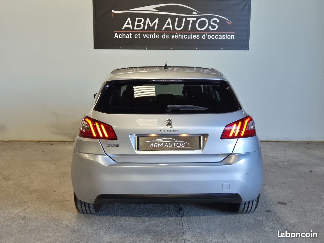 PEUGEOT 308 1.6 e-HDi 115ch FAP BVM6 Allure (image 7)