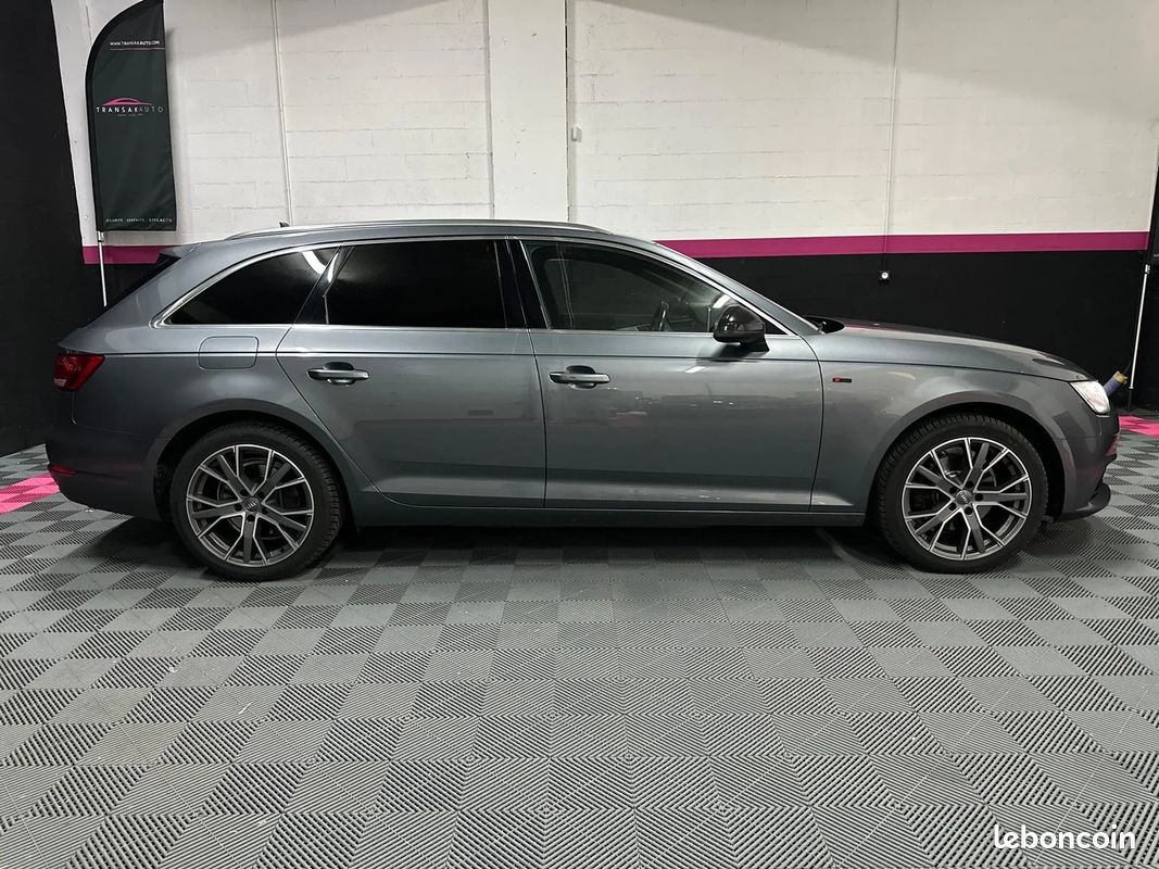 AUDI A4 AVANT 2.0 TDI 150 S tronic 7 S line *COURROIE DE DISTRIBUTION CHANGEE*RÉVISION À JOUR*VIDANGE BOITE (image 8)