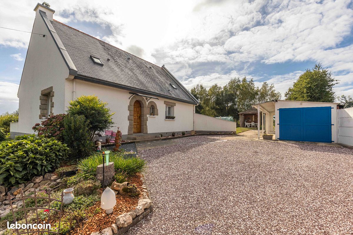 Maison 6 pièces 123 m² · à Bourgbarré · 123 m² · 340 600 €