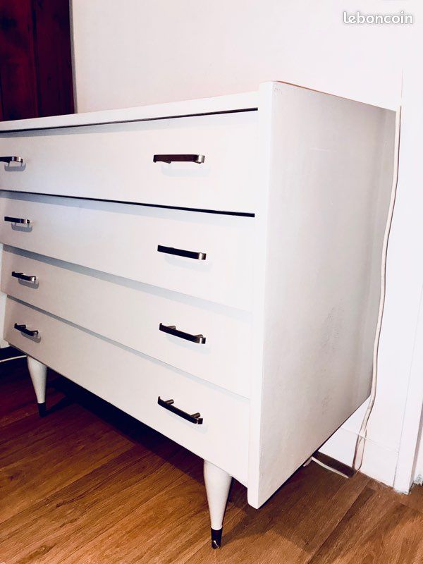 Commode en bois Style Scandinave 4 tiroirs Pieds combats vs (image 2)