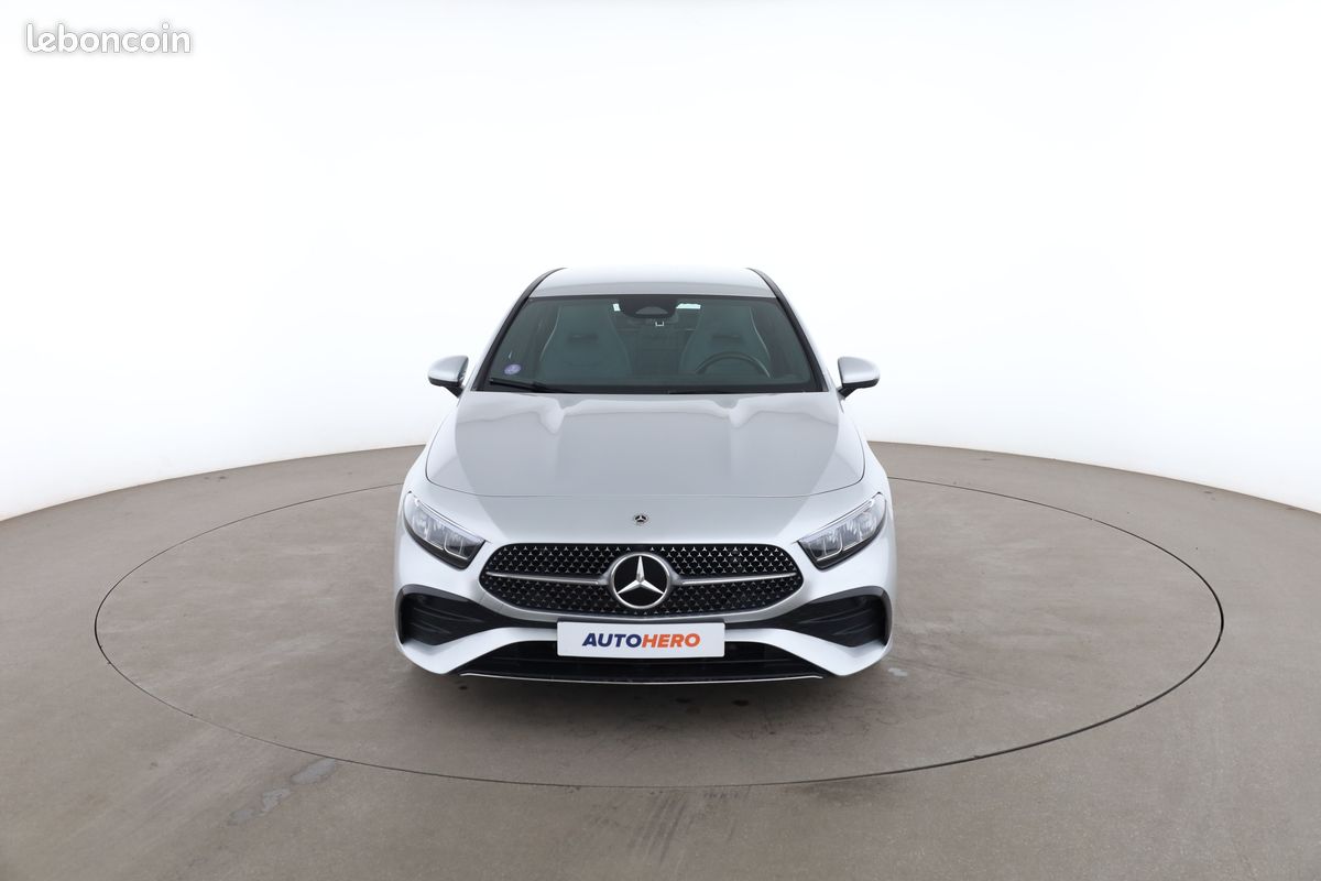 Mercedes-Benz Classe A 180 AMG Line 7G-DCT 136 ch (image 14)