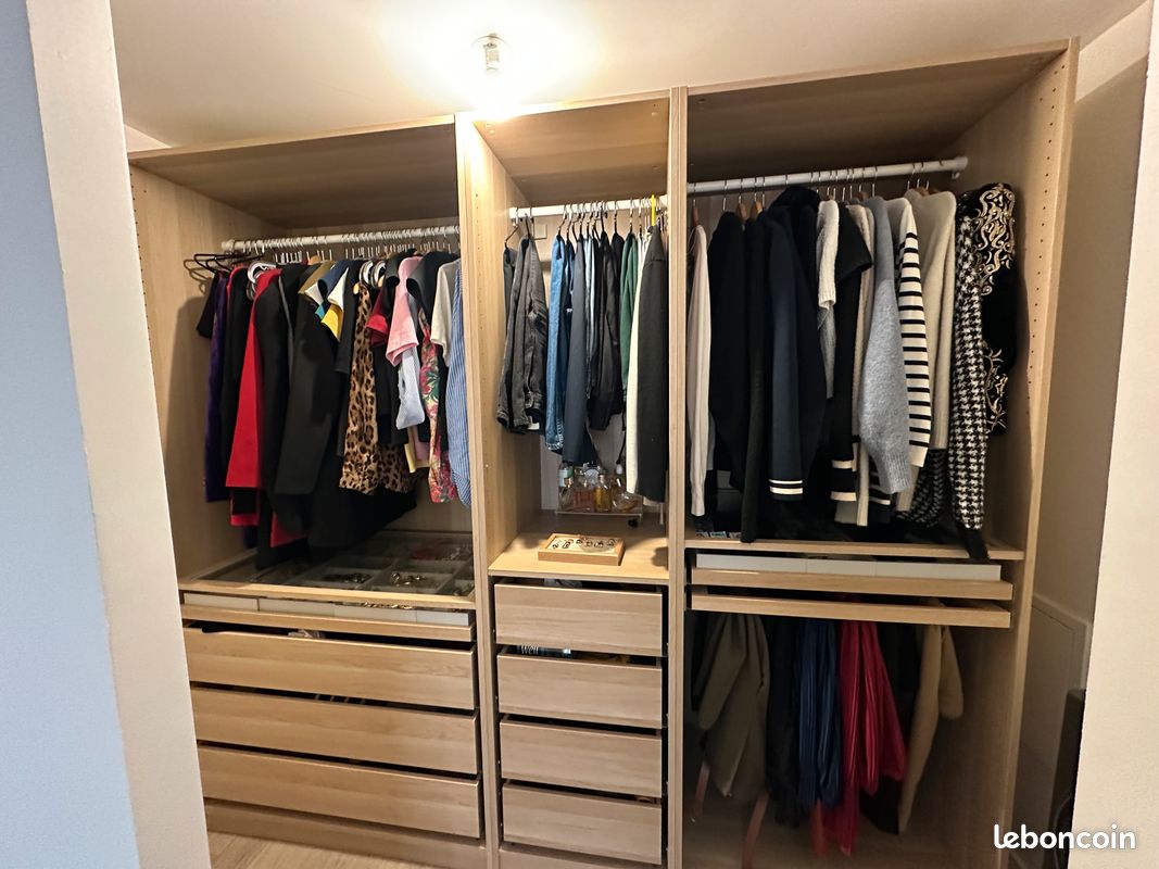 Ikea dressing pax (image 1)