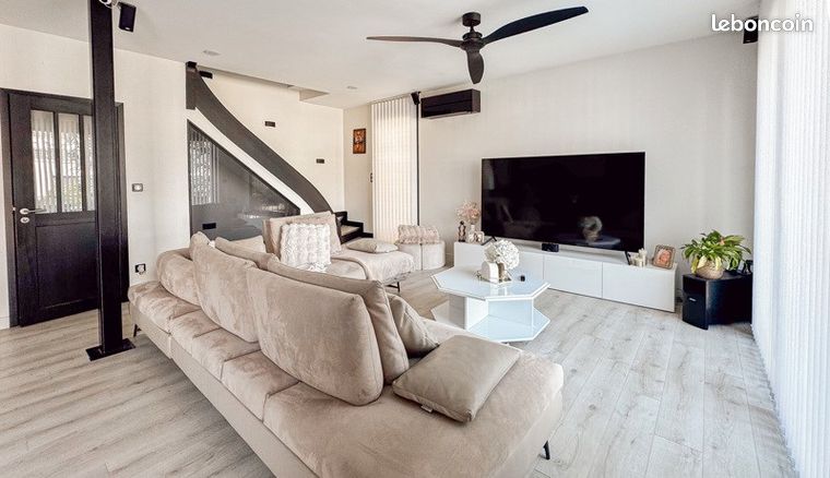 Maison 6 pièces 180 m² — 3