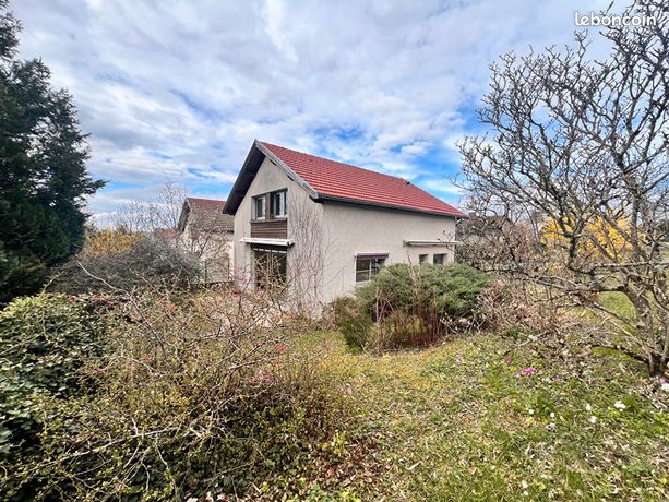 Maison 3 pièces 109 m²