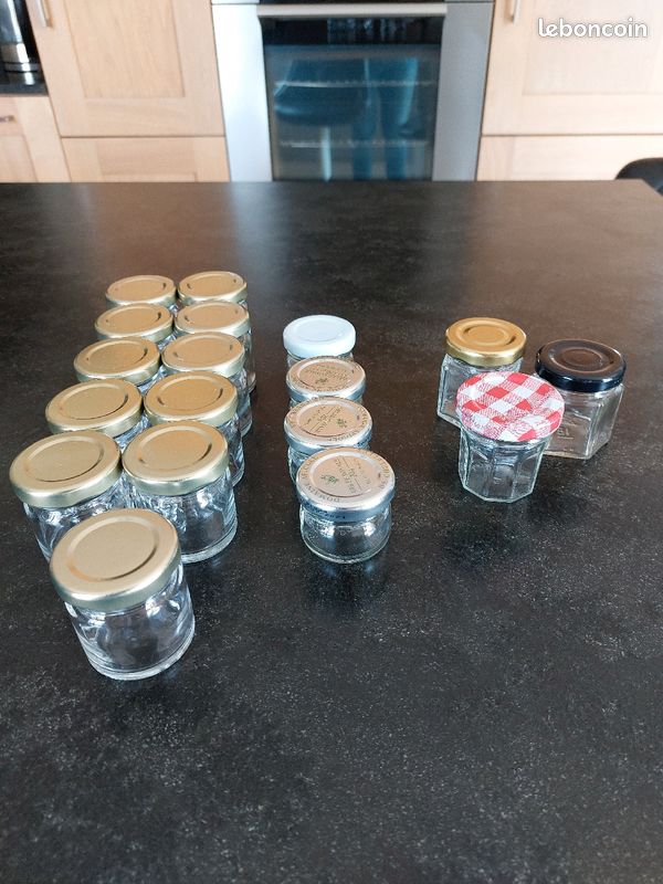 Lot de 18 petits pots en verre avec couvercles (image 5)