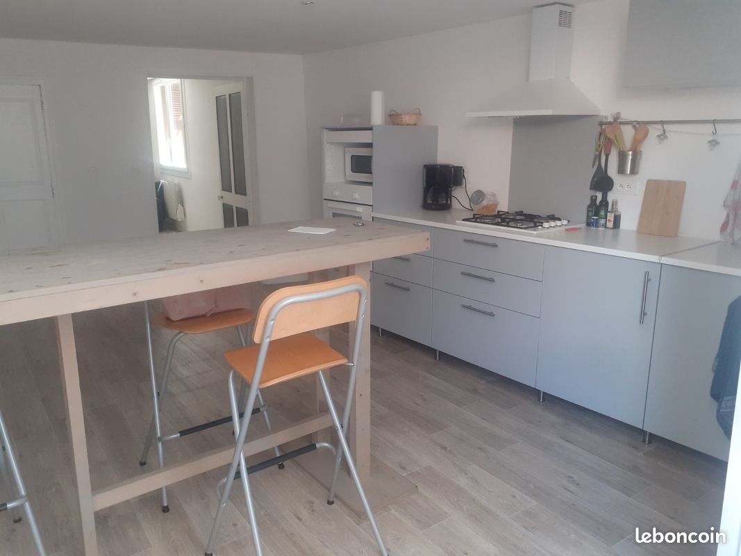 Appartement 3 pièces 53 m² · à Lambesc · 53 m² · 720 €/mois