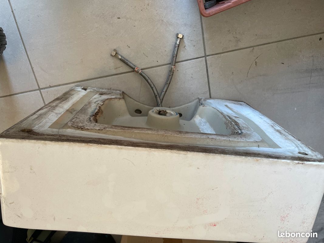 Lavabo (image 1)