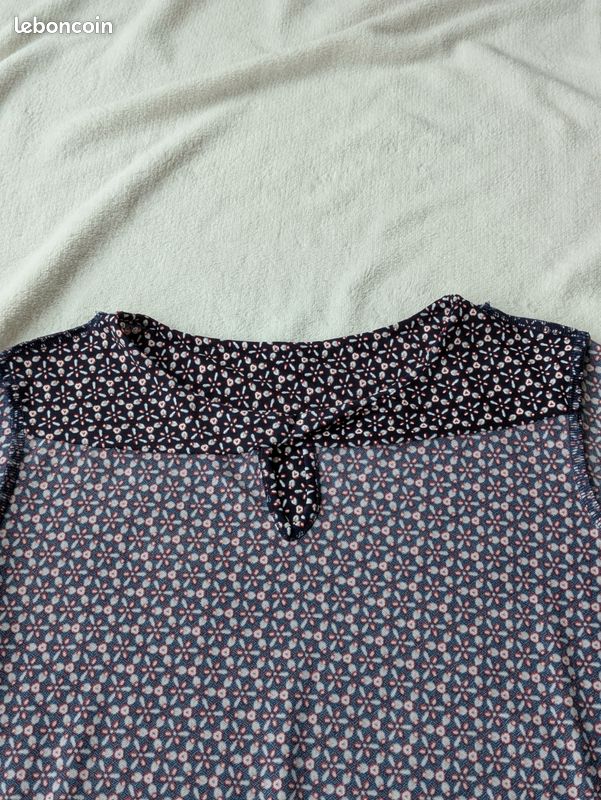 Tee shirt marine imprimé moléculaire bleu blanc rouge taille 36/38 tbe (image 13)