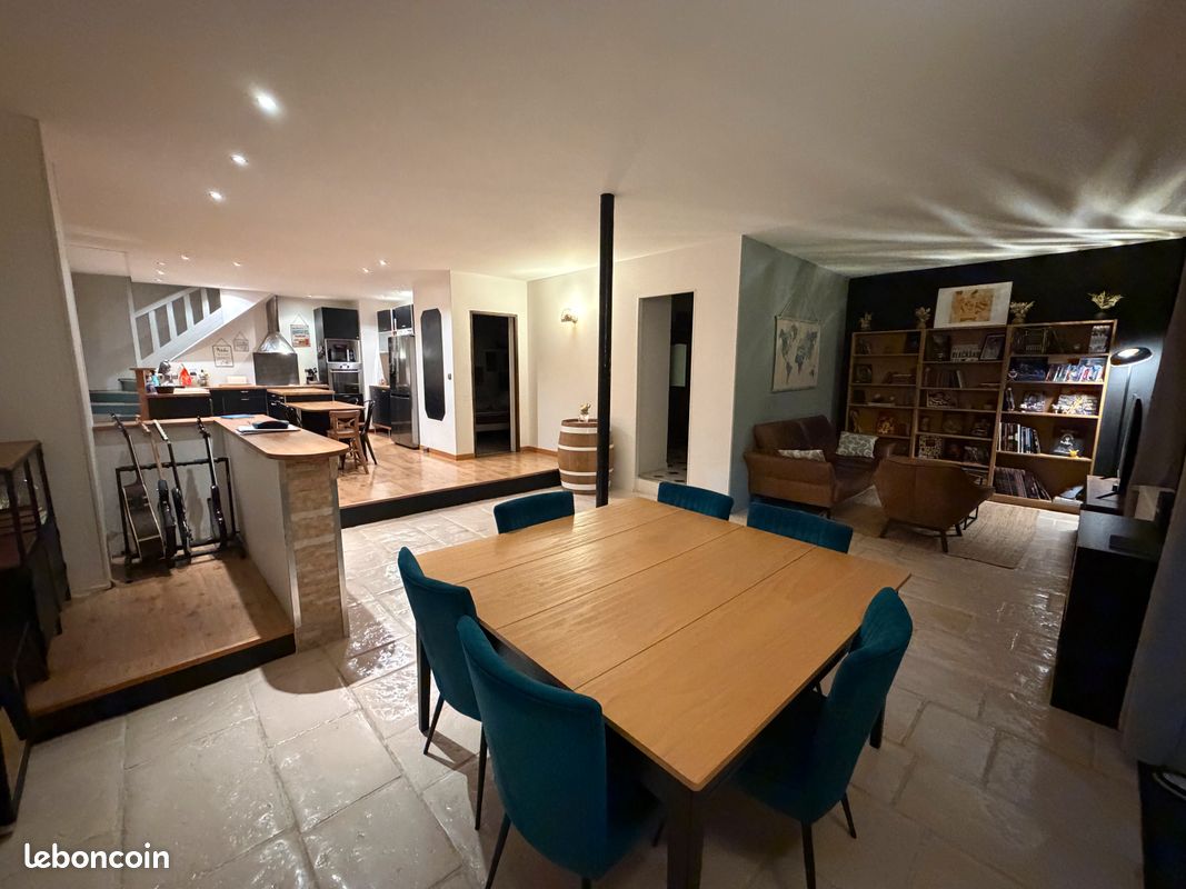 Maison 6 pièces 164 m² · à Voisines · 164 m² · 300 000 €