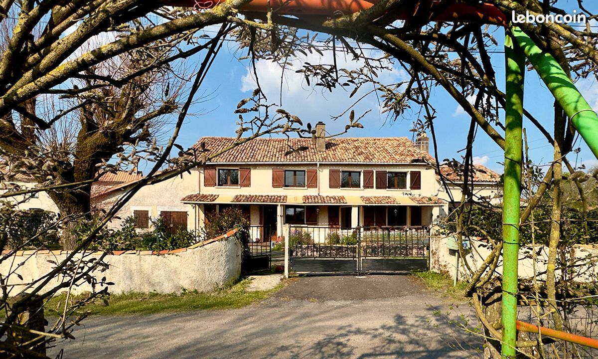 Maison 6 pièces 160 m² · à Romagne · 160 m² · 157 000 €