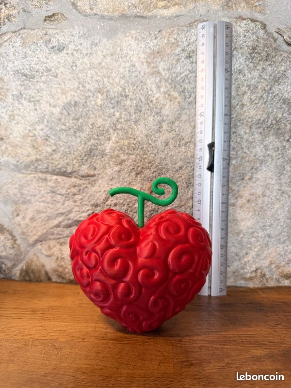 One Piece Fruit du Démon – Réplique Dragon – Taille Réelle One Piece Fruit du Démon – Réplique Dragon – Taille Réelle