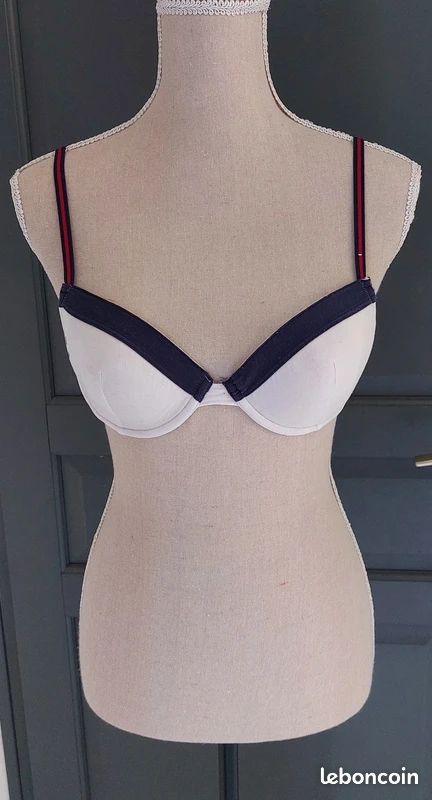 Soutien-gorge en très bon état - Taille 95B (image 1)