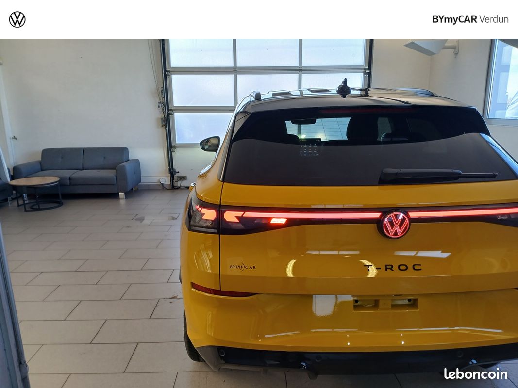 VOLKSWAGEN T-Roc 1.5 eTSI EVO2 Hybrid 150 ch DSG7 R-Line (image 18)