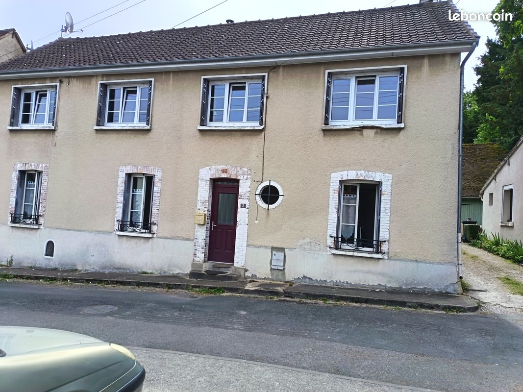 Maison 6 pièces 140 m² · à Maintenon · 140 m² · 190 000 €