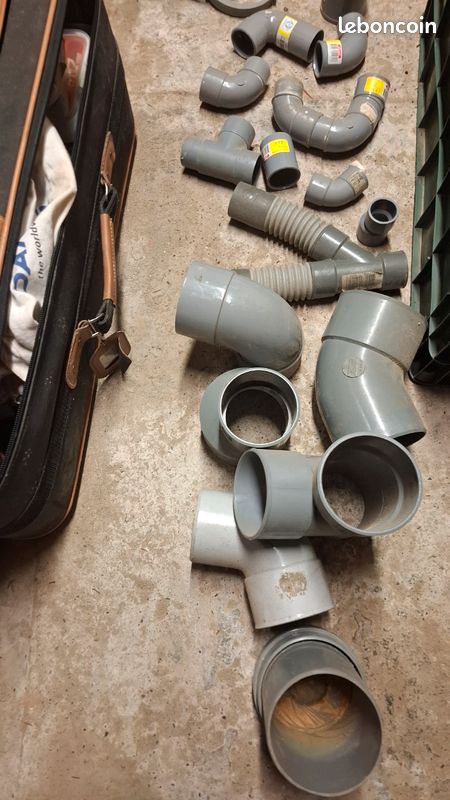 Lot d'embouts et raccords plomberie (image 7)