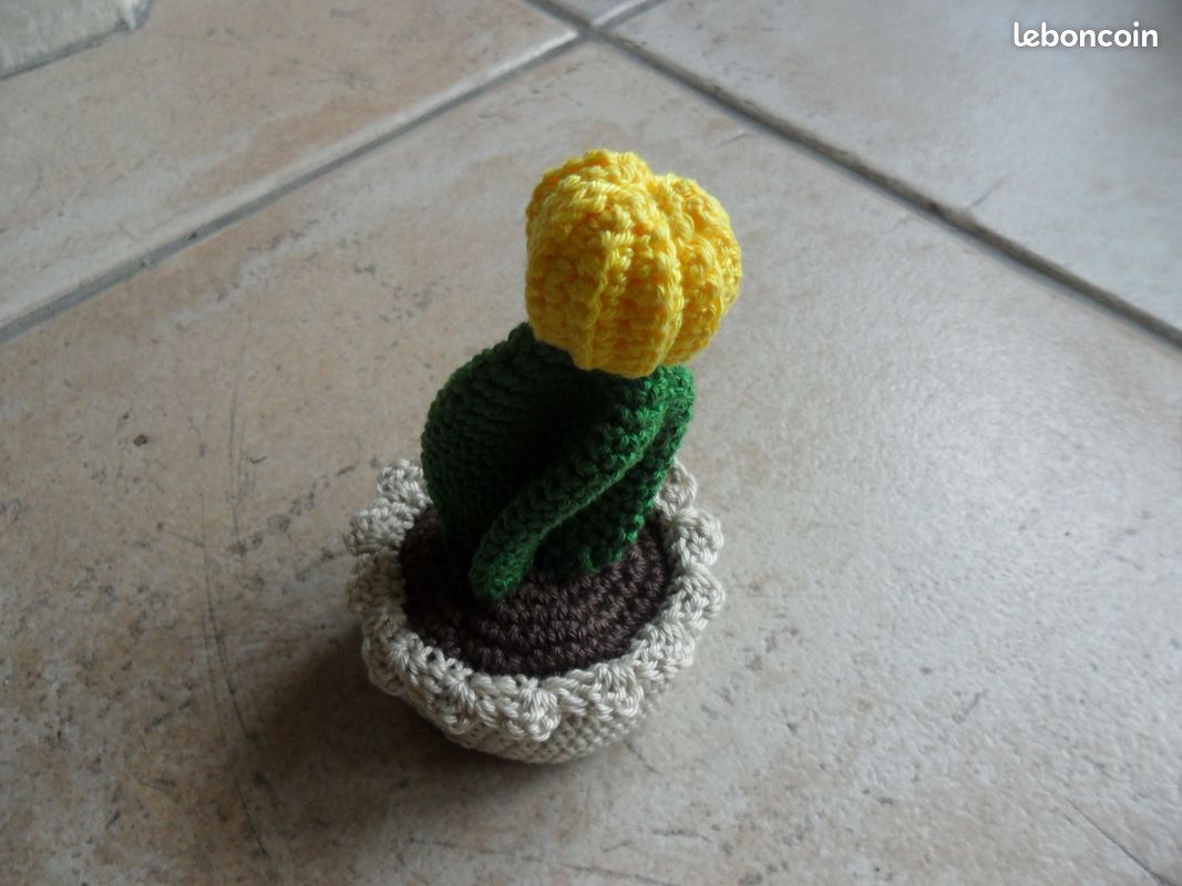 Amigurumi cactus (image 7)