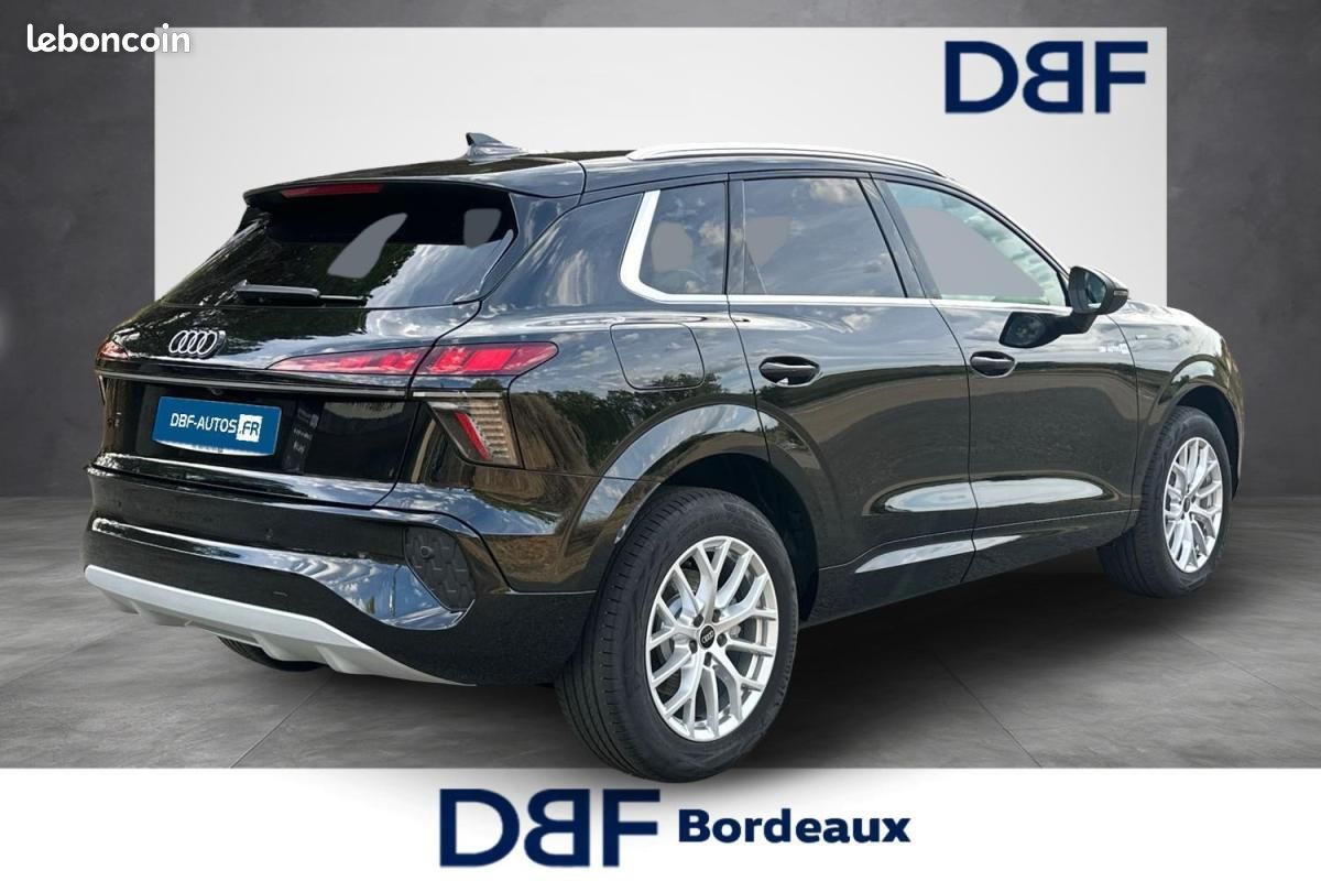 Audi Q3 E HYBRID 272 CH S tronic 6 (image 30)