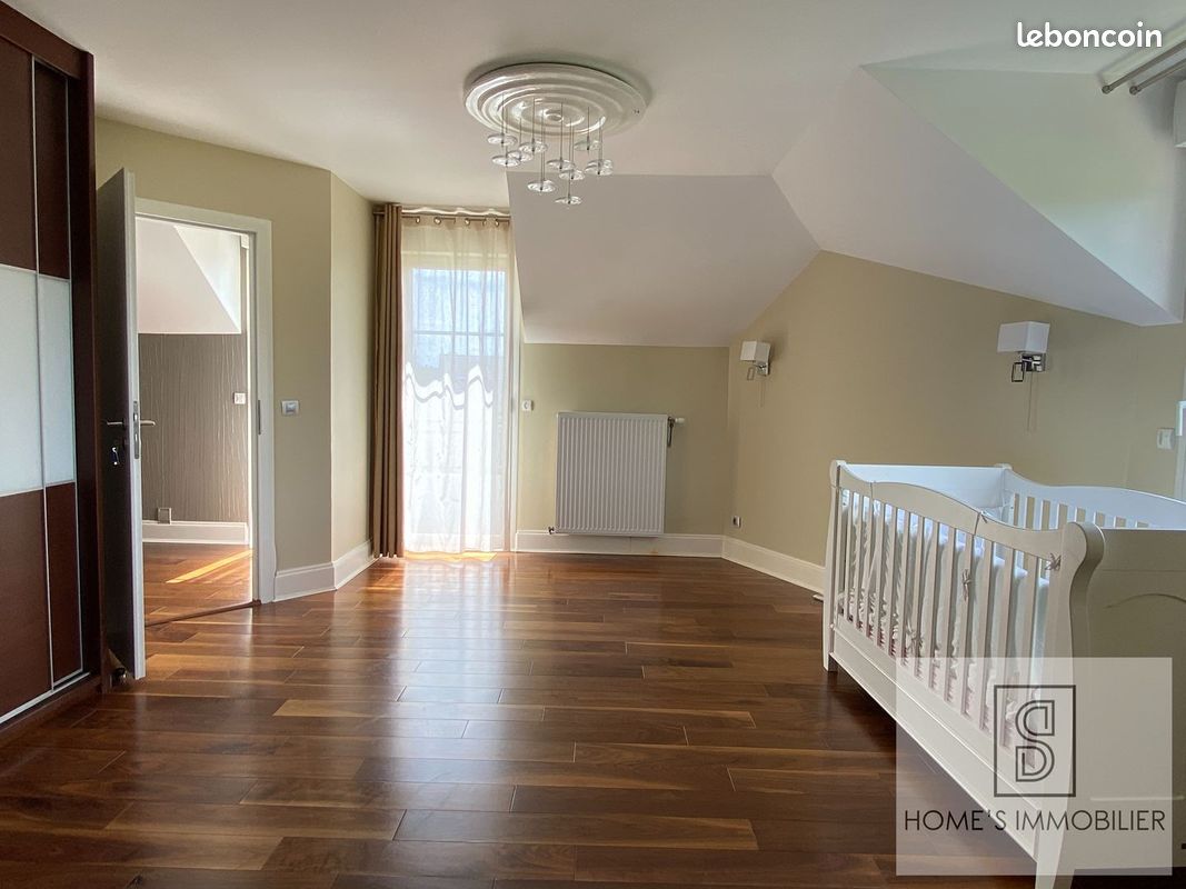 Maison 9 pièces 348 m² (image 8)