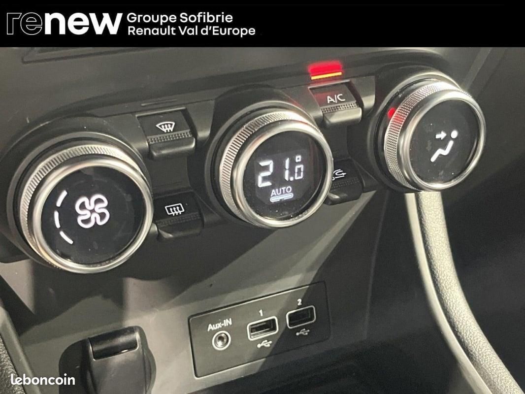 Renault Captur mild hybrid 140 R.S. Line (image 21)