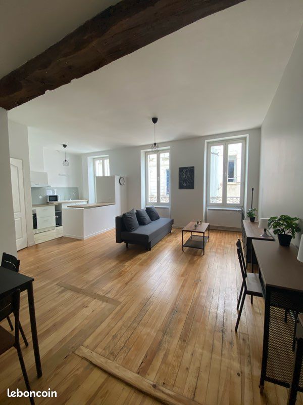Appartement 3 pièces 60 m² · à La Réole · 60 m² · 610 €