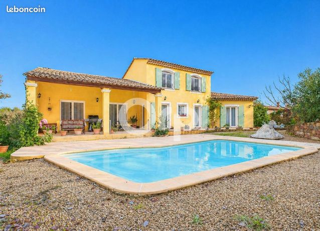 Maison 7 pièces 220 m²
