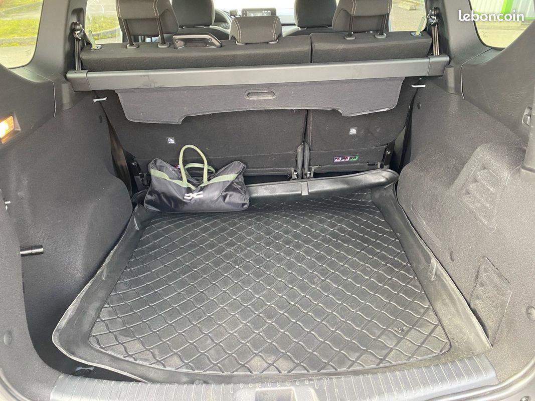 DACIA JOGGER 1.0 TCE 5 places EXTREME + Attelage Carplay Caméra de recul Garantie constructeur 2027 (image 23)