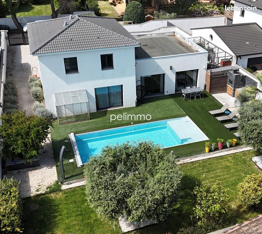 Maison 6 pièces 140 m² · à Salon-de-Provence · 140 m² · 699 000 €
