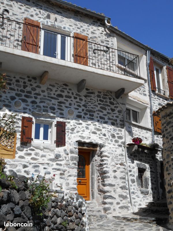 Maison 5 pièces 100 m² · à Aubignas · 100 m² · 680 €/mois