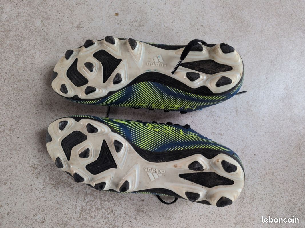 Paire chaussure de foot Addidas 36,5 (image 3)