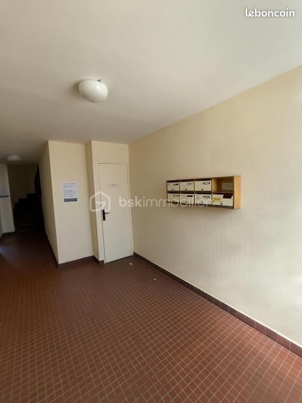 Immeuble 14 pièces 365 m² (image 8)