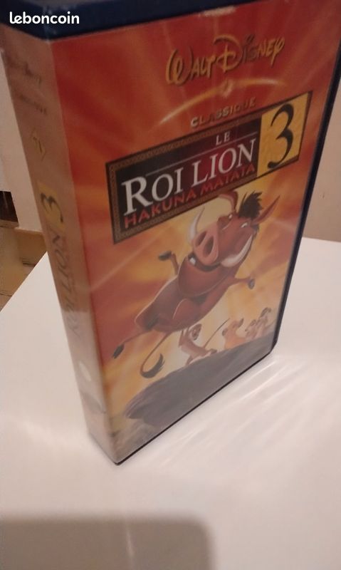 Cassette vhs enfant le roi lion 3 hakuna matata (image 1)